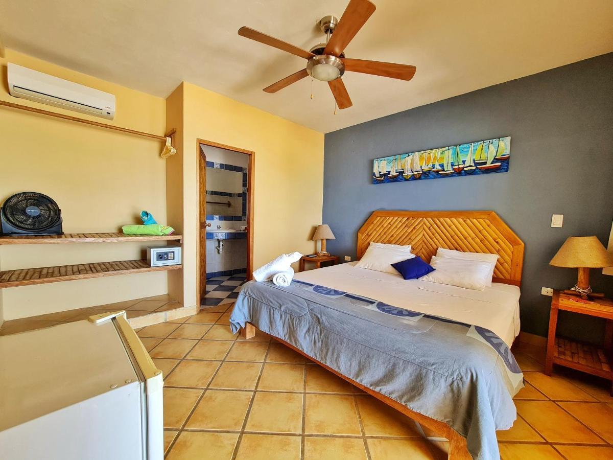 Mancora Beach Hotel (Adults Only) מראה חיצוני תמונה