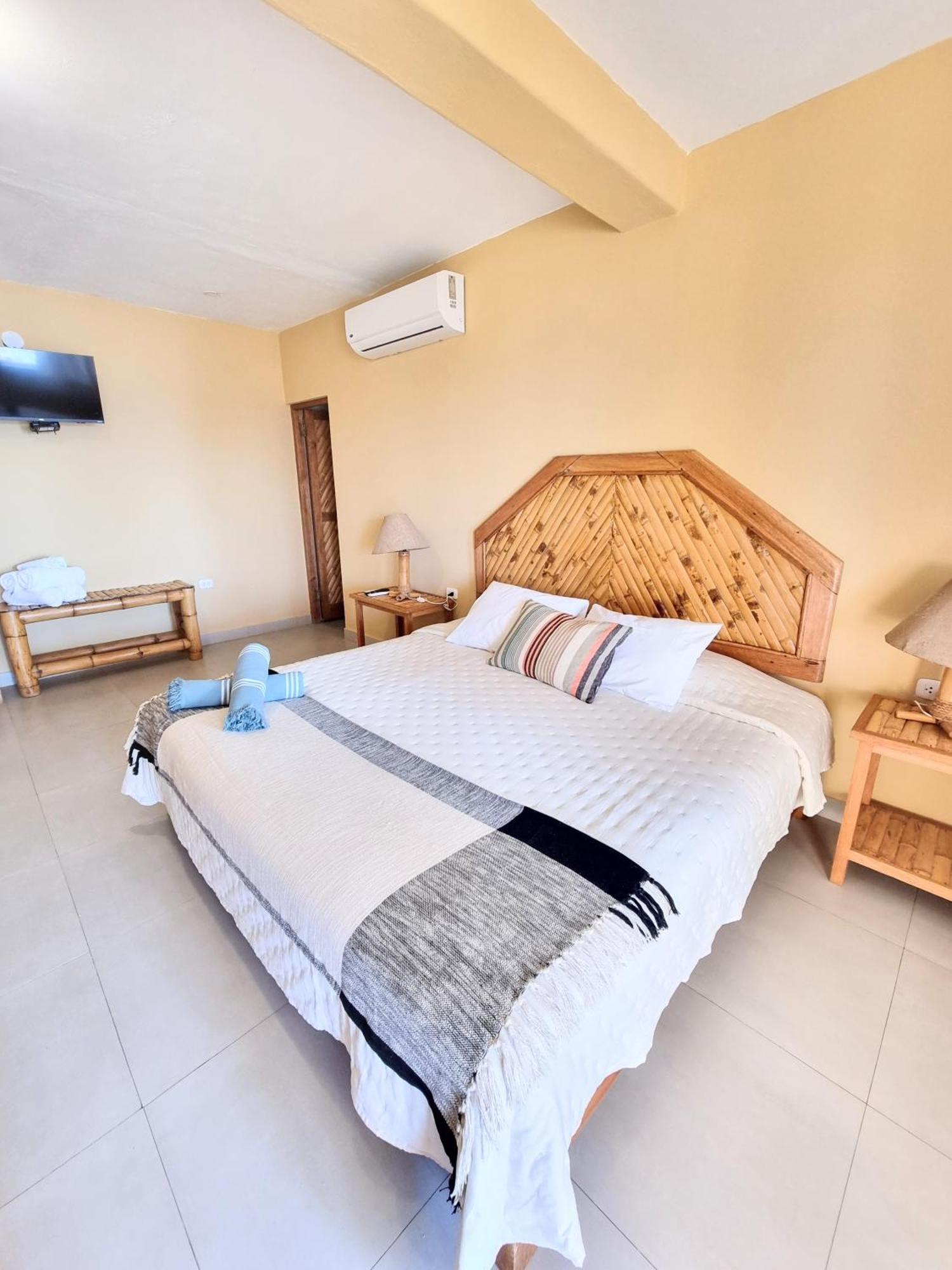 Mancora Beach Hotel (Adults Only) חדר תמונה
