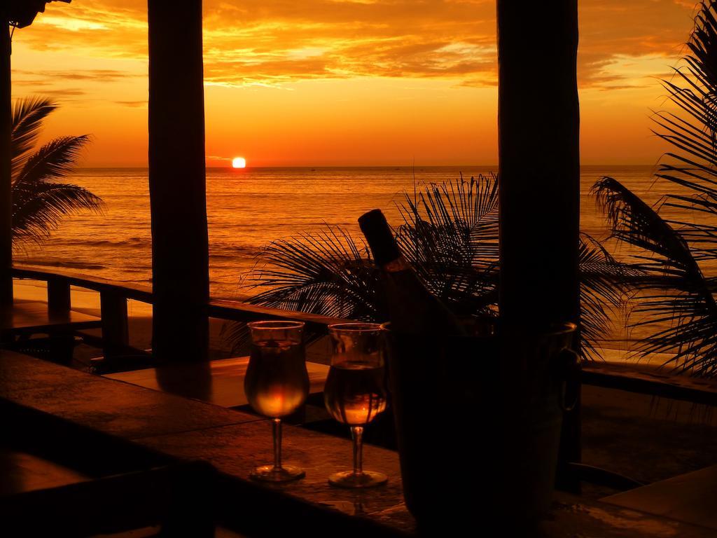 Mancora Beach Hotel (Adults Only) מראה חיצוני תמונה