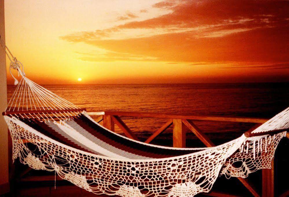 Mancora Beach Hotel (Adults Only) מראה חיצוני תמונה